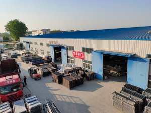 金用護(hù)欄期待著中國(guó)的經(jīng)濟(jì)復(fù)蘇，為護(hù)欄行業(yè)加油助力！