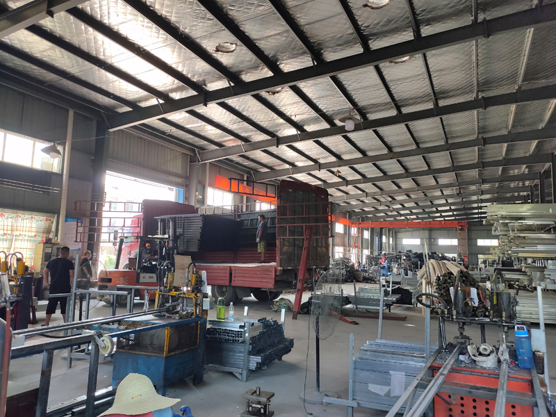 金用護欄2020年8月18日鋅鋼窗戶護欄裝車發貨！