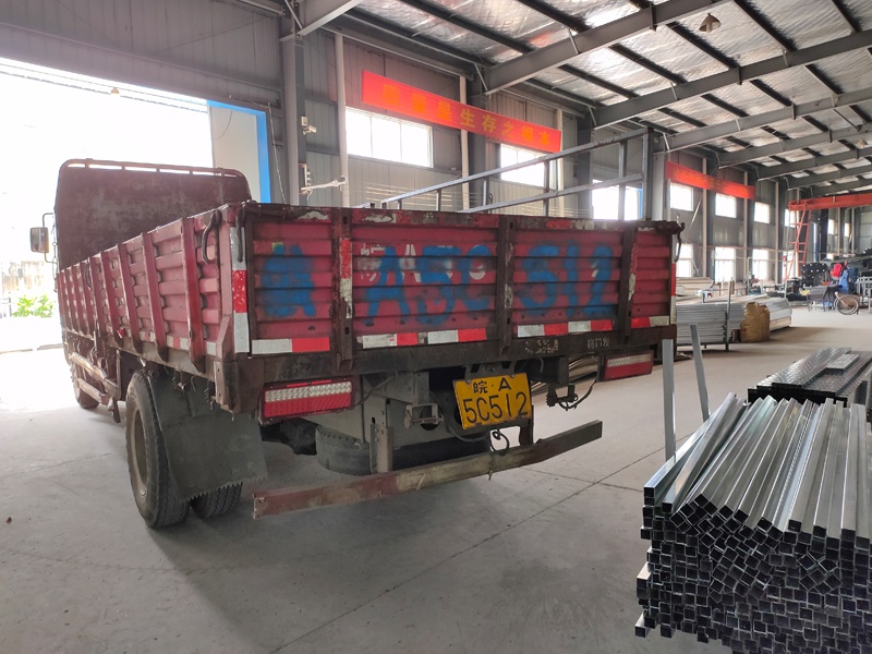 金用護欄2020年8月22日鋁合金護窗欄桿發貨！