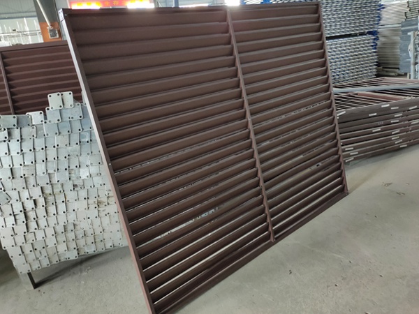 這兩種材料，做小區(qū)外墻百葉窗最適合！