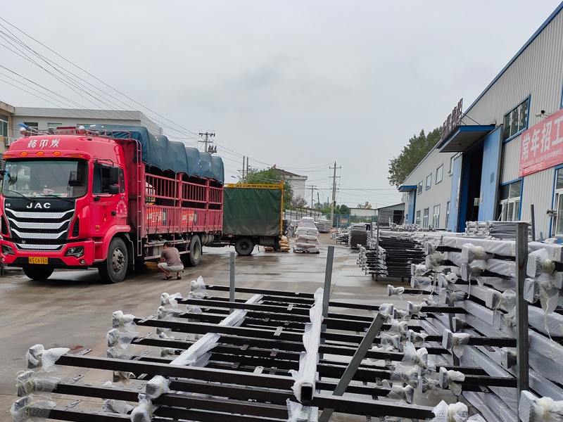 金用護(hù)欄2020年9月17日窗戶護(hù)欄發(fā)貨！