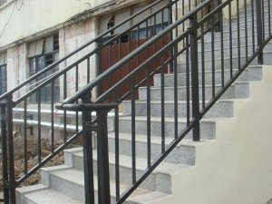 樓梯扶手提前多少天開始定制比較合適？