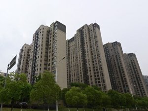 無錫朗詩太湖綠郡花園小區陽臺護欄、樓梯扶手定制