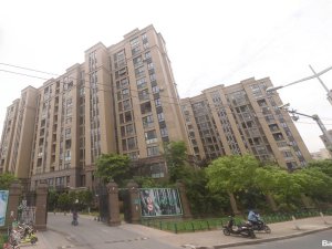 上海寧興上尚灣小區百葉窗、樓梯扶手定制