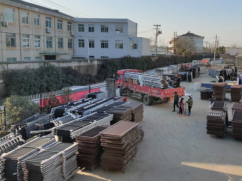 金用護欄2020年12月15日鋅鋼陽臺護欄發貨! 金用護欄2020年12月15日鋅鋼陽臺護欄發貨!