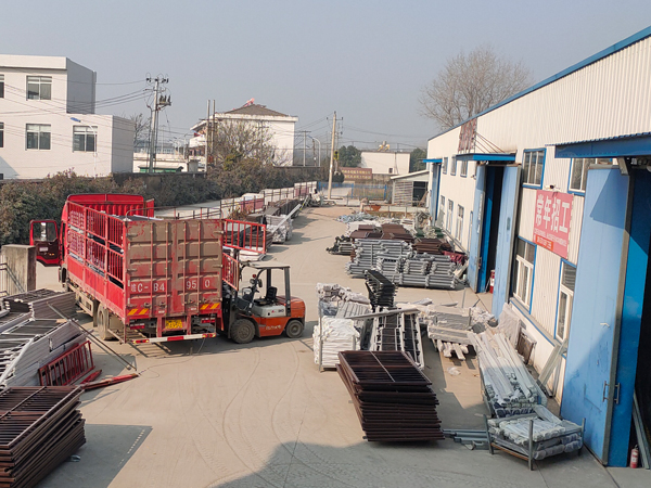 金用護(hù)欄2020年12月25日鋅鋼陽臺護(hù)欄發(fā)貨! 金用護(hù)欄2020年12月25日鋅鋼陽臺護(hù)欄發(fā)貨!