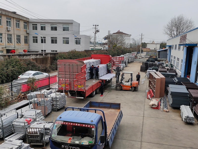 金用護(hù)欄2021年3月1日鋅鋼陽(yáng)臺(tái)護(hù)欄發(fā)貨！