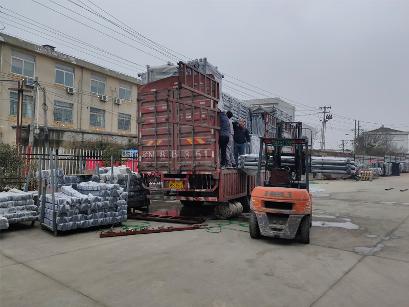 金用護(hù)欄2021年3月8日鋅鋼陽臺(tái)護(hù)欄發(fā)貨！