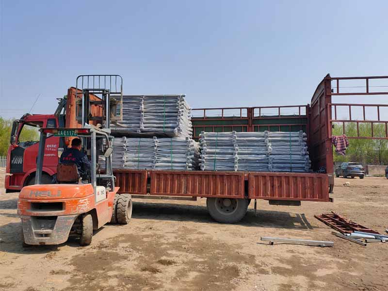 金用護(hù)欄2021年3月25日鋅鋼陽(yáng)臺(tái)欄桿發(fā)貨! 金用護(hù)欄2021年3月25日鋅鋼陽(yáng)臺(tái)欄桿發(fā)貨!