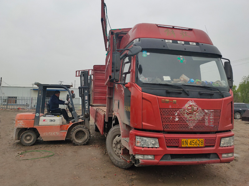 金用護欄2021年3月31日鋅鋼連廊欄桿發貨! 金用護欄2021年3月31日鋅鋼連廊欄桿發貨!