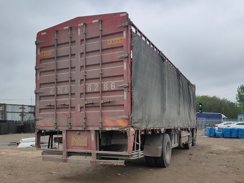 金用護欄2021年4月22日鋅鋼陽臺護欄發(fā)貨! 金用護欄2021年4月22日鋅鋼陽臺護欄發(fā)貨!