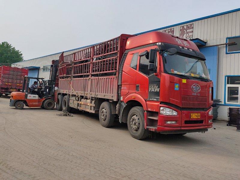 金用護(hù)欄2021年4月23日鋅鋼飄窗欄桿發(fā)貨！