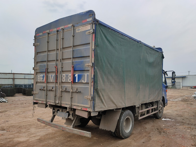 金用護欄2021年5月17日鋅鋼百葉窗發貨！