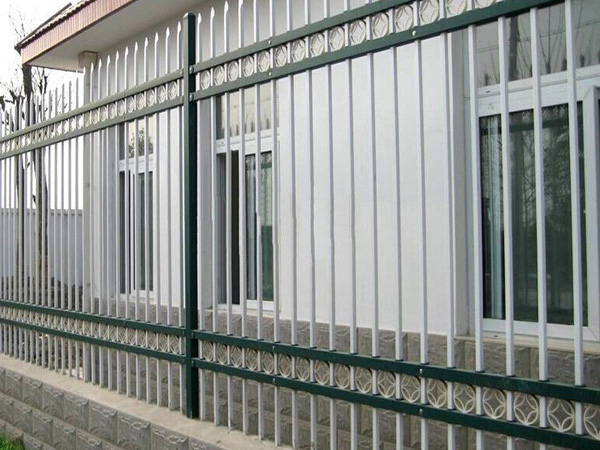 圍墻護欄多少錢一米? 圍墻護欄多少錢一米?