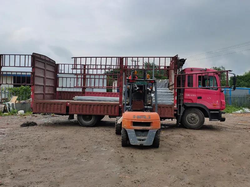 金用護欄2021年8月14日鋅鋼陽臺護欄發貨！