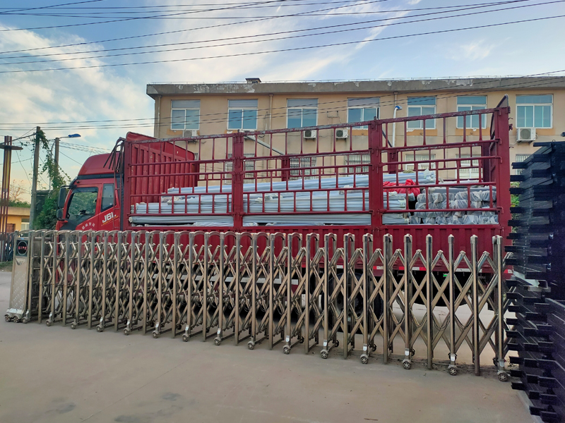 金用護欄2021年9月15日鋅鋼陽臺護欄發(fā)貨! 金用護欄2021年9月15日鋅鋼陽臺護欄發(fā)貨!