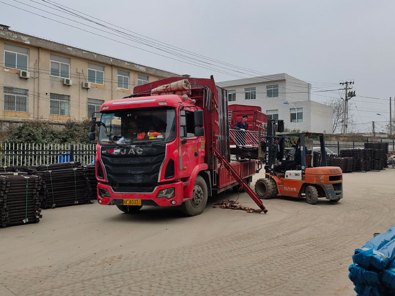 金用護欄2022年2月28日鋅鋼百葉窗裝車發貨! 金用護欄2022年2月28日鋅鋼百葉窗裝車發貨!