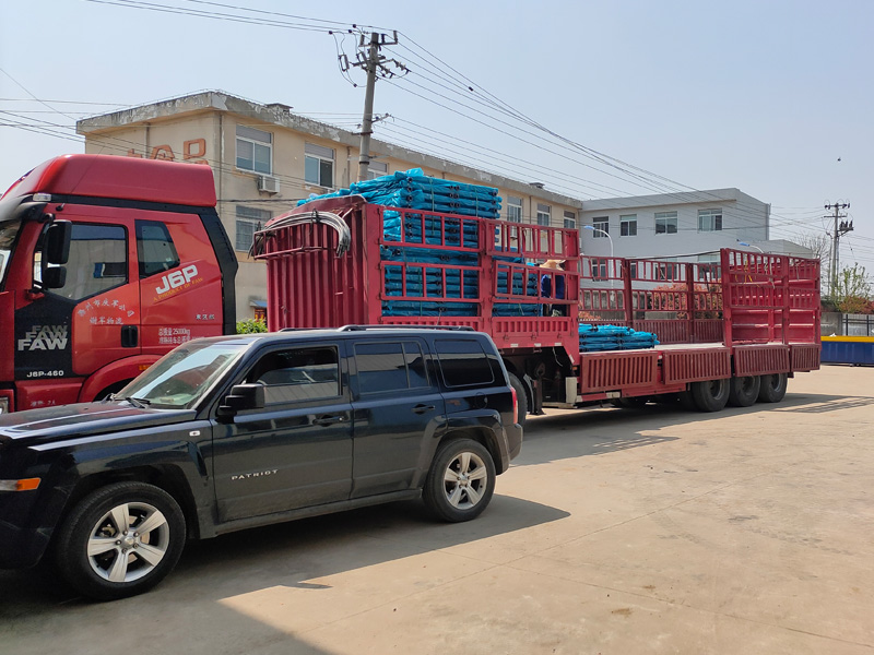 金用護(hù)欄2022年4月7日鋅鋼陽(yáng)臺(tái)護(hù)欄裝車(chē)發(fā)貨！