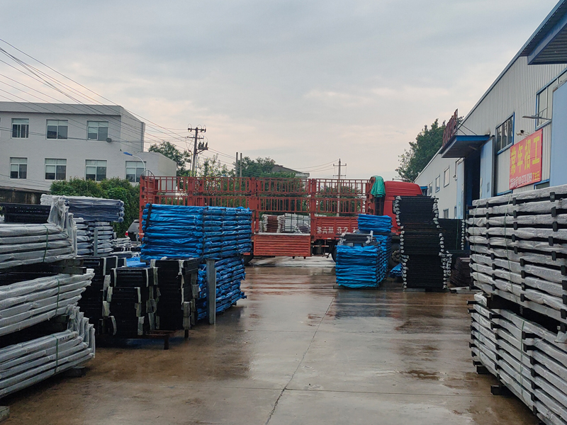 2023年7月7日鋅鋼連廊護欄裝車發貨！