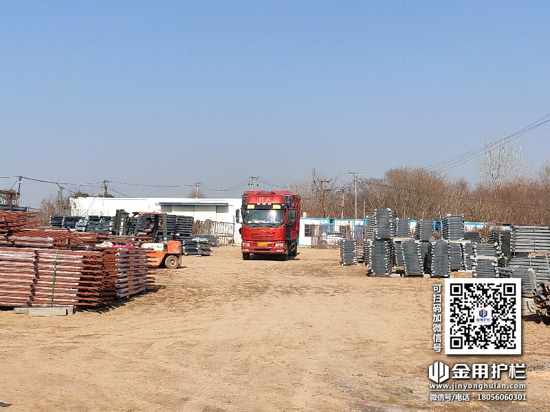 2024年1月13日鋅鋼百葉窗裝車發貨! 2024年1月13日鋅鋼百葉窗裝車發貨!