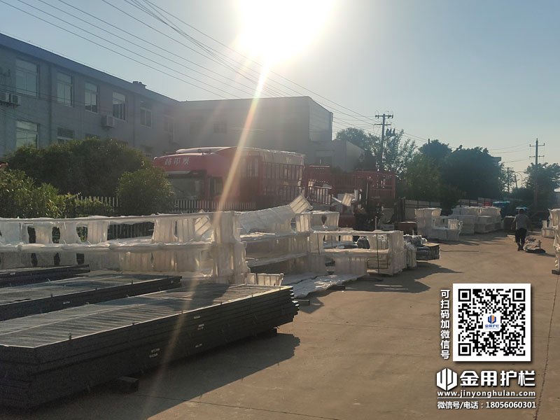 2024年5月23日鋅鋼護窗欄桿裝車發貨！