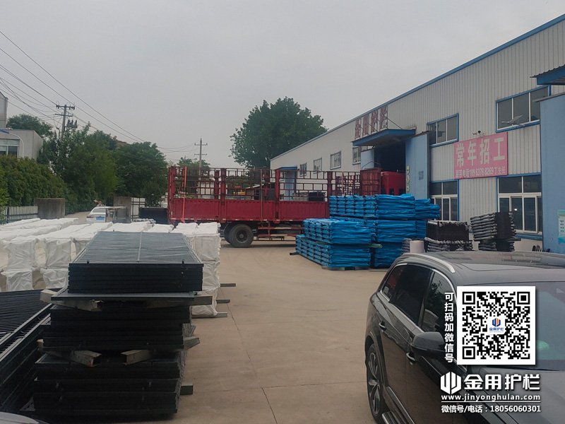 2024年6月5日鋅鋼陽臺欄桿裝車發貨! 2024年6月5日鋅鋼陽臺欄桿裝車發貨!