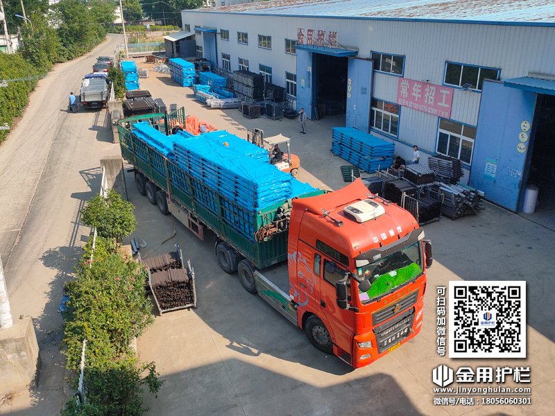 2024年6月12日鋅鋼陽臺護欄裝車發貨！