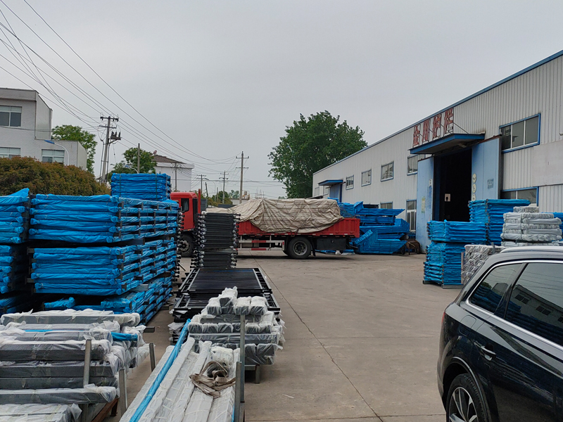 2025年4月24日鋅鋼組裝欄桿裝車發貨！