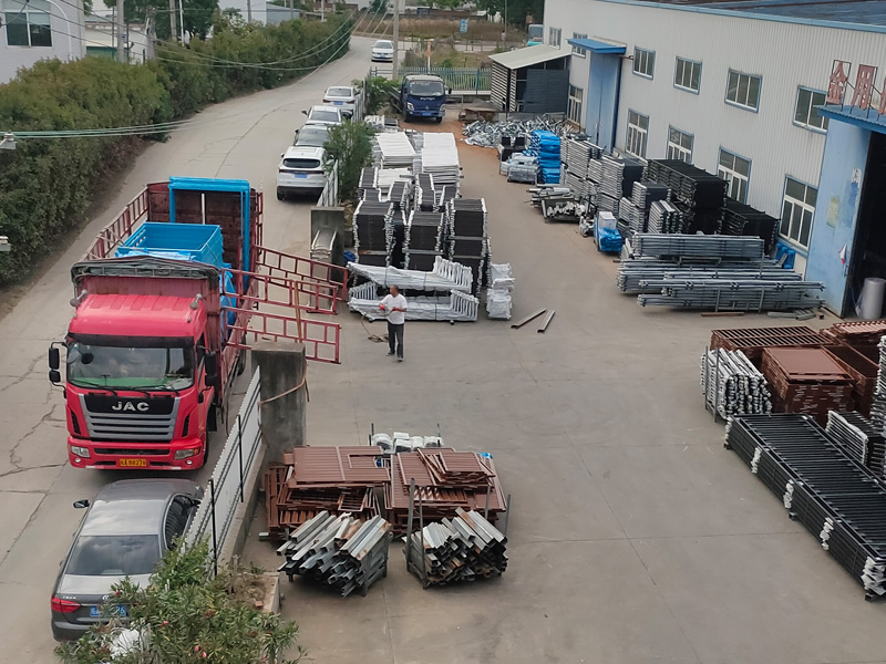 2025年5月12日鋁合金百葉窗裝車發貨! 2025年5月12日鋁合金百葉窗裝車發貨!