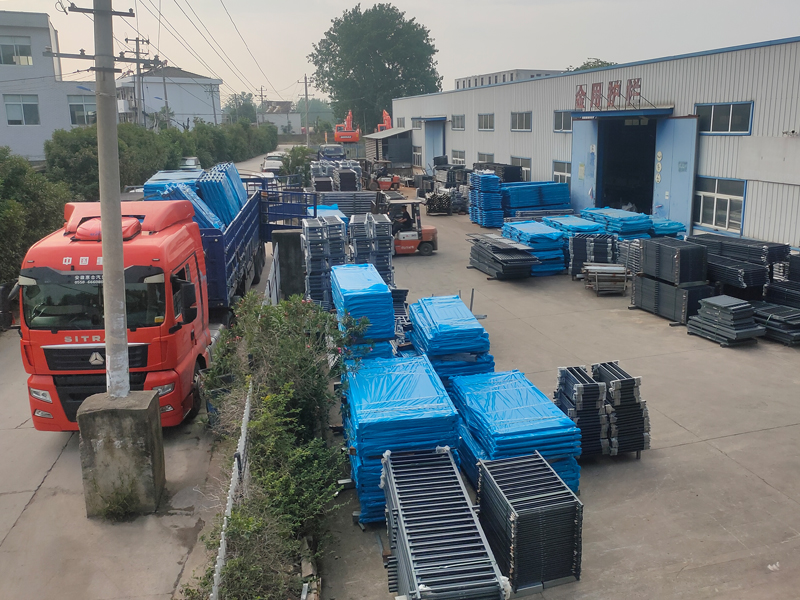 2025年6月9日鋅鋼陽臺護欄裝車發貨！